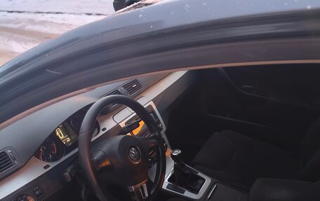 Volkswagen Passat B6, 2010 год, 630 000 рублей, 10 фотография