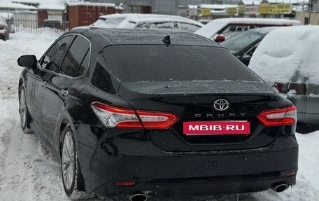 Toyota Camry, 2019 год, 2 550 000 рублей, 4 фотография