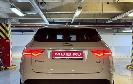 Jaguar F-Pace, 2018 год, 2 550 000 рублей, 3 фотография