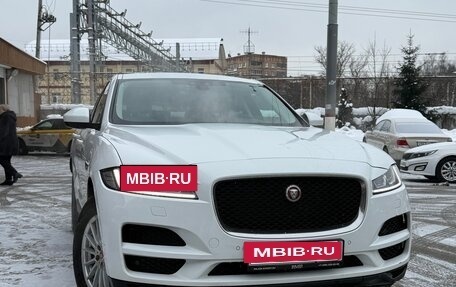Jaguar F-Pace, 2018 год, 2 550 000 рублей, 13 фотография