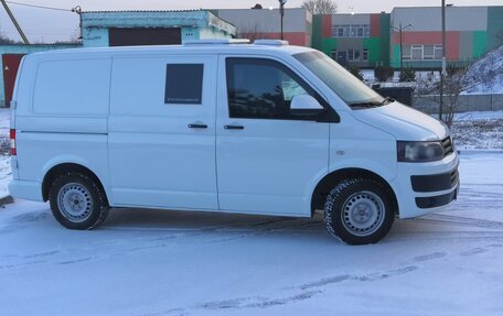 Volkswagen Transporter T5 рестайлинг, 2013 год, 1 138 400 рублей, 3 фотография