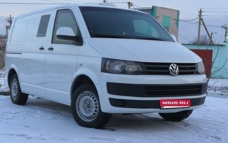Volkswagen Transporter T5 рестайлинг, 2013 год, 1 138 400 рублей, 2 фотография