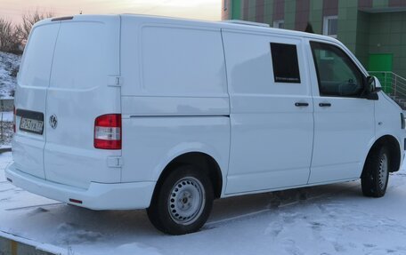 Volkswagen Transporter T5 рестайлинг, 2013 год, 1 138 400 рублей, 7 фотография