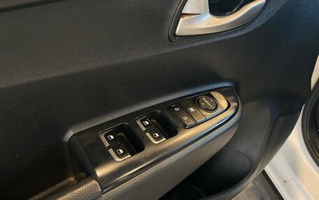 KIA Rio IV, 2021 год, 1 630 000 рублей, 22 фотография