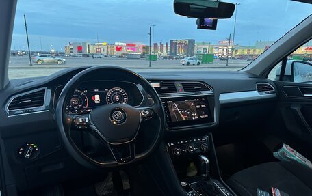 Volkswagen Tiguan II, 2018 год, 3 500 000 рублей, 3 фотография
