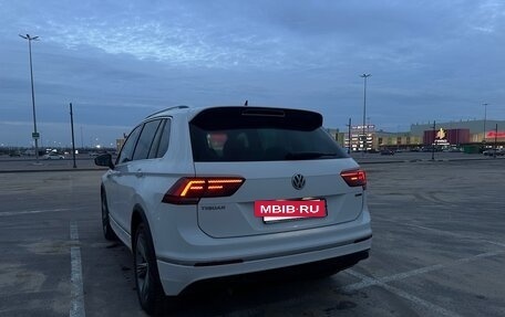 Volkswagen Tiguan II, 2018 год, 3 500 000 рублей, 2 фотография