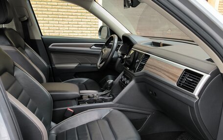 Volkswagen Teramont I, 2021 год, 4 000 000 рублей, 15 фотография