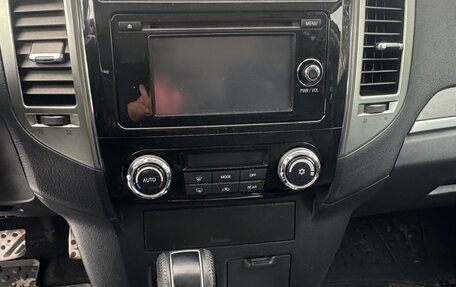 Mitsubishi Pajero IV, 2015 год, 2 500 000 рублей, 16 фотография