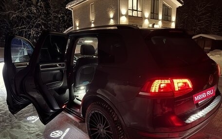 Volkswagen Touareg III, 2010 год, 1 995 000 рублей, 14 фотография