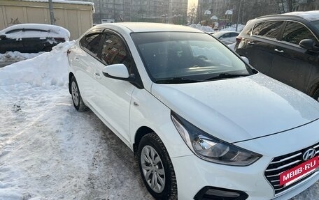 Hyundai Solaris II рестайлинг, 2020 год, 1 350 000 рублей, 2 фотография
