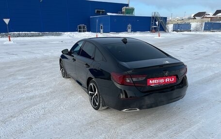 Honda Accord IX рестайлинг, 2018 год, 1 900 000 рублей, 6 фотография