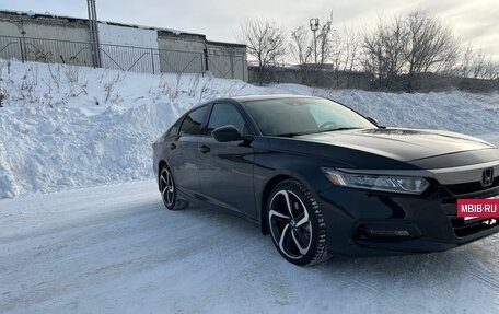 Honda Accord IX рестайлинг, 2018 год, 1 900 000 рублей, 3 фотография