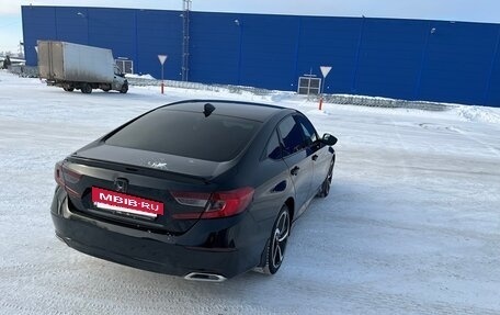 Honda Accord IX рестайлинг, 2018 год, 1 900 000 рублей, 5 фотография