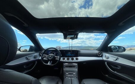 Mercedes-Benz E-Класс, 2021 год, 4 200 000 рублей, 22 фотография