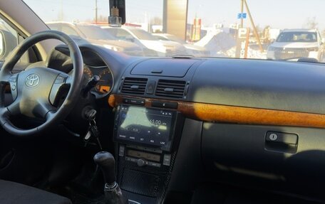 Toyota Avensis III рестайлинг, 2006 год, 639 000 рублей, 17 фотография