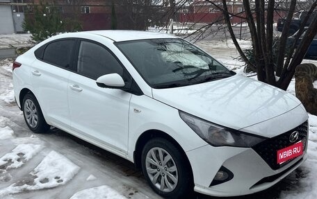 Hyundai Solaris II рестайлинг, 2020 год, 1 390 000 рублей, 1 фотография