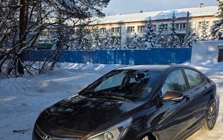 Hyundai Solaris II рестайлинг, 2015 год, 1 200 000 рублей, 1 фотография