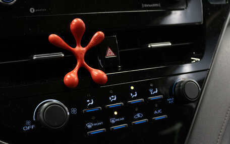 Toyota Camry, 2020 год, 2 399 000 рублей, 17 фотография