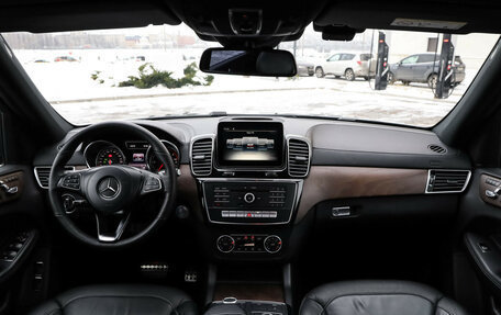 Mercedes-Benz GLS, 2017 год, 3 999 000 рублей, 12 фотография