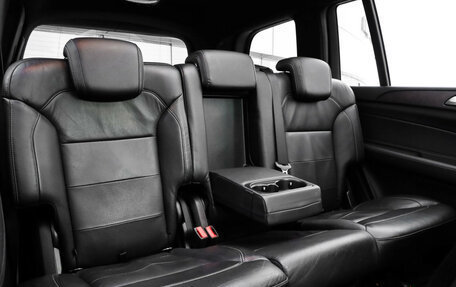 Mercedes-Benz GLS, 2017 год, 3 999 000 рублей, 26 фотография