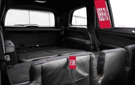 Mercedes-Benz GLS, 2017 год, 3 999 000 рублей, 28 фотография