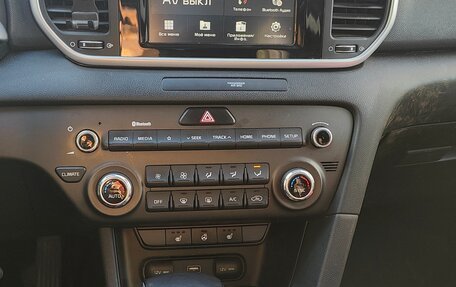 KIA Sportage IV рестайлинг, 2019 год, 2 170 000 рублей, 19 фотография