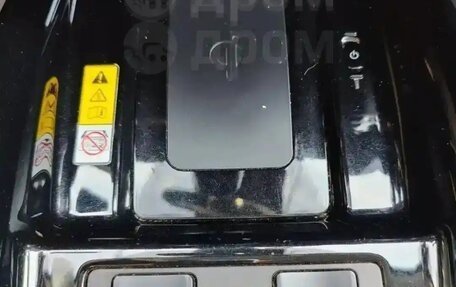 Toyota Prius IV XW50, 2020 год, 2 850 000 рублей, 14 фотография