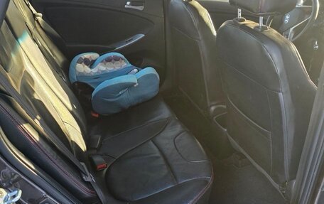 Hyundai Solaris II рестайлинг, 2015 год, 1 200 000 рублей, 5 фотография