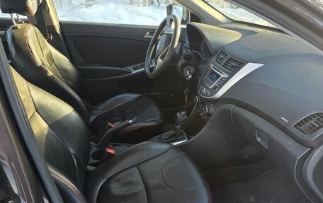 Hyundai Solaris II рестайлинг, 2015 год, 1 200 000 рублей, 4 фотография