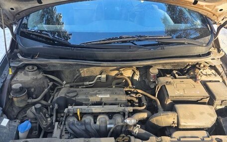 Hyundai Solaris II рестайлинг, 2015 год, 1 200 000 рублей, 11 фотография