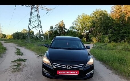 Hyundai Solaris II рестайлинг, 2014 год, 370 000 рублей, 3 фотография