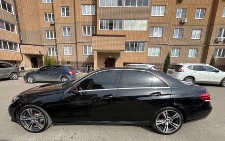 Mercedes-Benz E-Класс, 2015 год, 1 850 000 рублей, 4 фотография