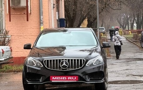 Mercedes-Benz E-Класс, 2015 год, 1 850 000 рублей, 6 фотография