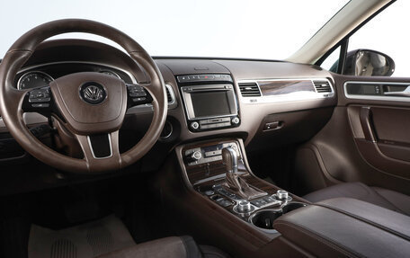 Volkswagen Touareg III, 2015 год, 3 399 000 рублей, 13 фотография