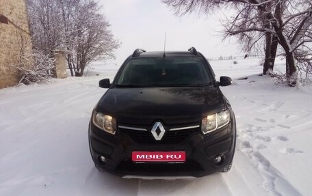 Renault Sandero II рестайлинг, 2016 год, 970 000 рублей, 1 фотография