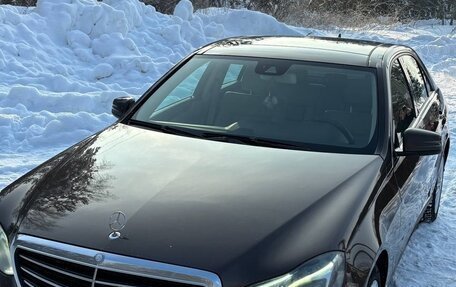 Mercedes-Benz E-Класс, 2013 год, 1 890 000 рублей, 1 фотография