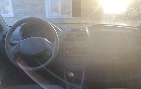 Hyundai Accent II, 2005 год, 420 000 рублей, 7 фотография