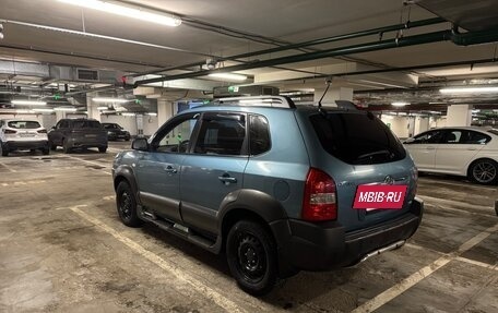 Hyundai Tucson III, 2006 год, 530 000 рублей, 2 фотография