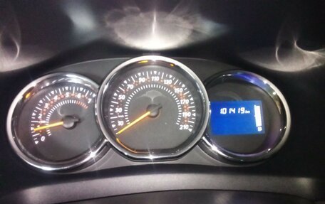 Renault Sandero II рестайлинг, 2016 год, 970 000 рублей, 13 фотография