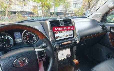 Toyota Land Cruiser Prado 150 рестайлинг 2, 2012 год, 2 900 000 рублей, 3 фотография