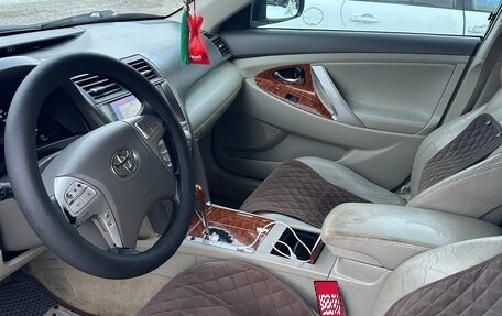 Toyota Camry, 2010 год, 1 100 000 рублей, 13 фотография