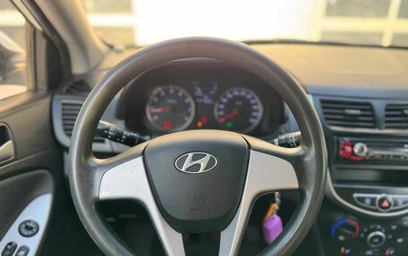 Hyundai Solaris II рестайлинг, 2014 год, 870 000 рублей, 18 фотография