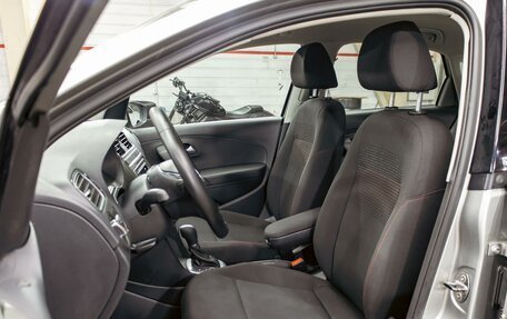 Volkswagen Polo VI (EU Market), 2017 год, 995 000 рублей, 11 фотография