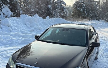 Mercedes-Benz E-Класс, 2013 год, 1 890 000 рублей, 5 фотография