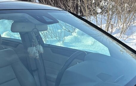 Mercedes-Benz E-Класс, 2013 год, 1 890 000 рублей, 31 фотография