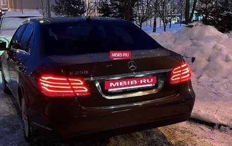 Mercedes-Benz E-Класс, 2013 год, 1 890 000 рублей, 19 фотография