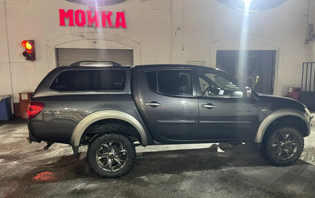 Mitsubishi L200 IV рестайлинг, 2010 год, 1 280 000 рублей, 4 фотография