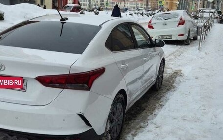 Hyundai Solaris II рестайлинг, 2021 год, 1 670 000 рублей, 4 фотография