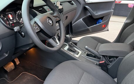 Skoda Octavia, 2015 год, 1 680 000 рублей, 10 фотография