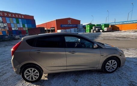 Hyundai Solaris II рестайлинг, 2012 год, 520 000 рублей, 5 фотография